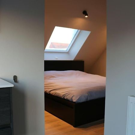 Momaison Charmant Landelijk Appartement Knesselare Kültér fotó
