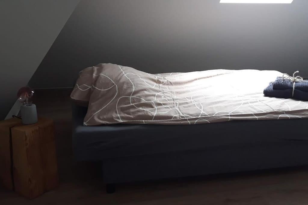 Momaison Charmant Landelijk Appartement Knesselare Kültér fotó
