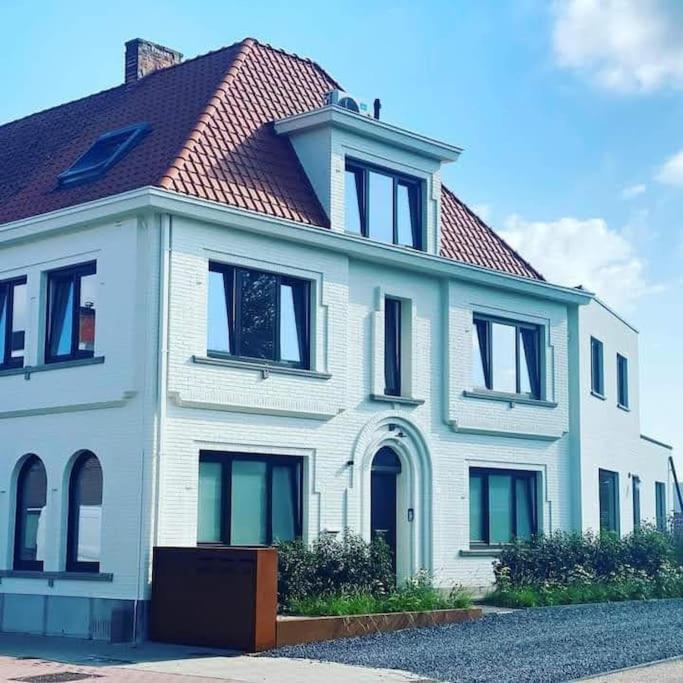 Momaison Charmant Landelijk Appartement Knesselare Kültér fotó