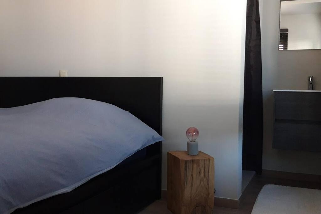 Momaison Charmant Landelijk Appartement Knesselare Kültér fotó