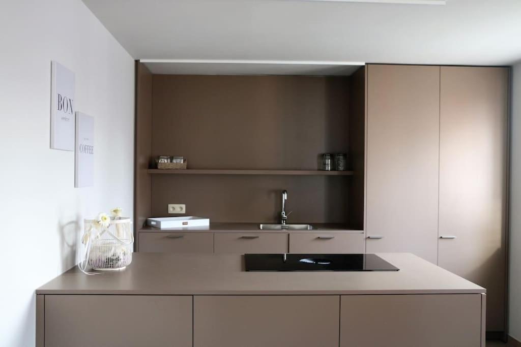 Momaison Charmant Landelijk Appartement Knesselare Kültér fotó